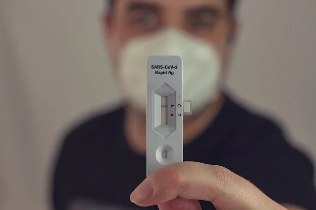 Covid-19: Entidades médicas recomendam o uso do teste rápido de antígeno